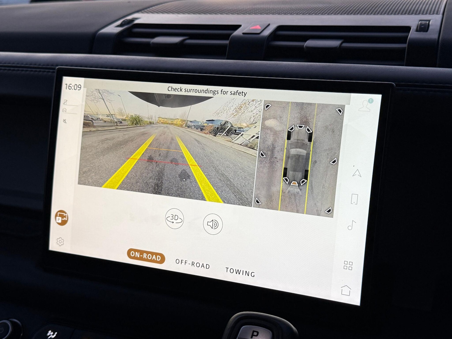 Used Land Rover Defender 2023 for sale - 77016436: Photo 8