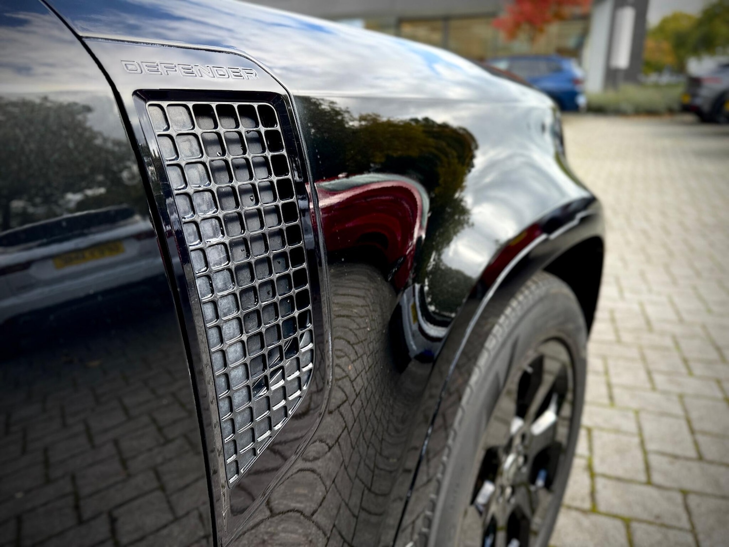 Used Land Rover Defender 110 2023 for sale - 76432452: Photo 16