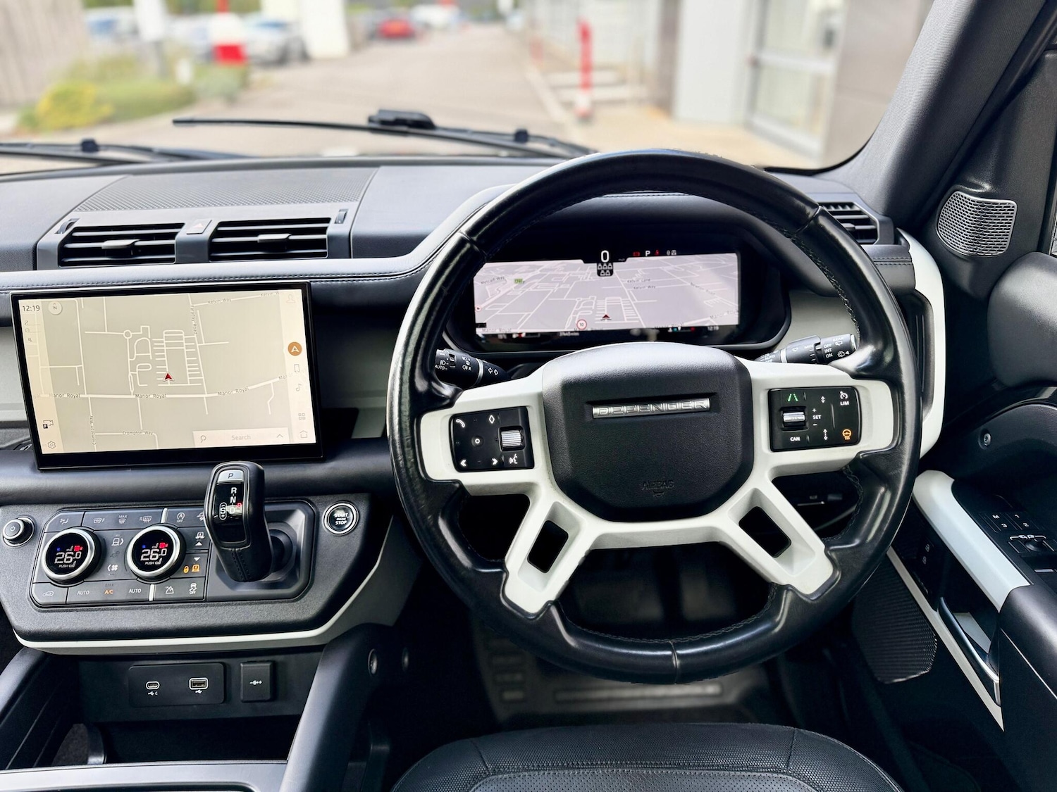 Used Land Rover Defender 110 2023 for sale - 76432452: Photo 37