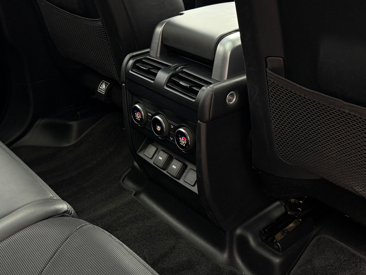 Used Land Rover Defender 110 2023 for sale - 76432452: Photo 49