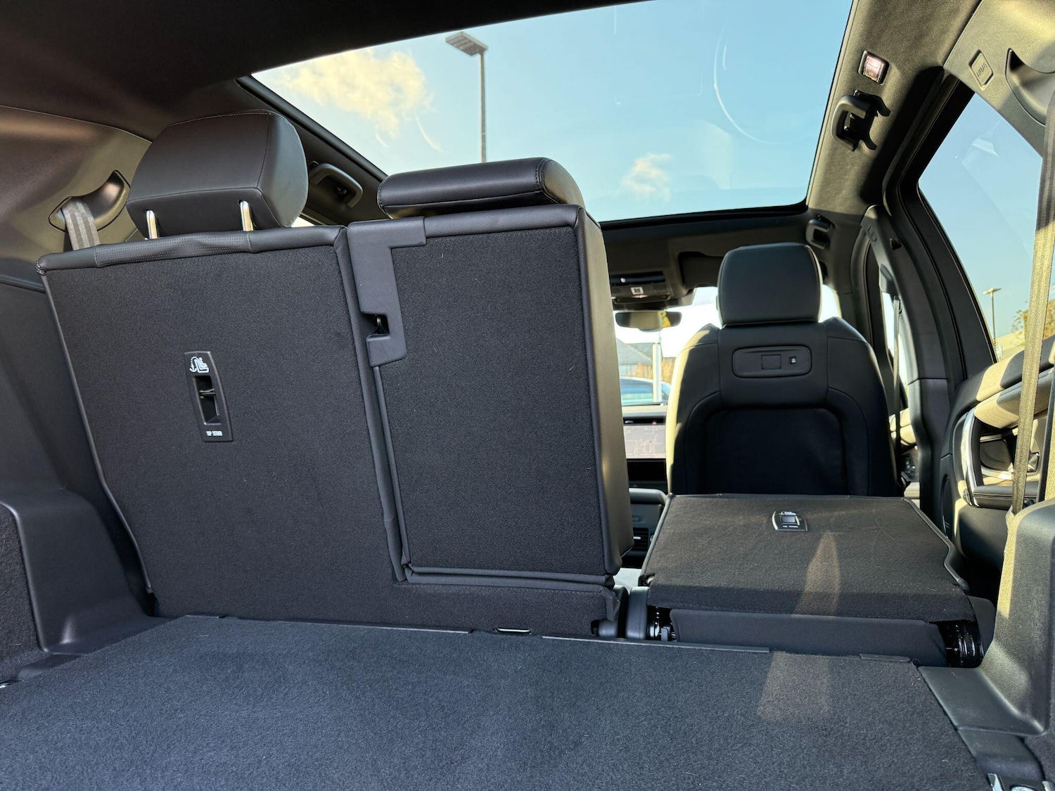 Used Land Rover Discovery Sport for sale - 77016451: Photo 31