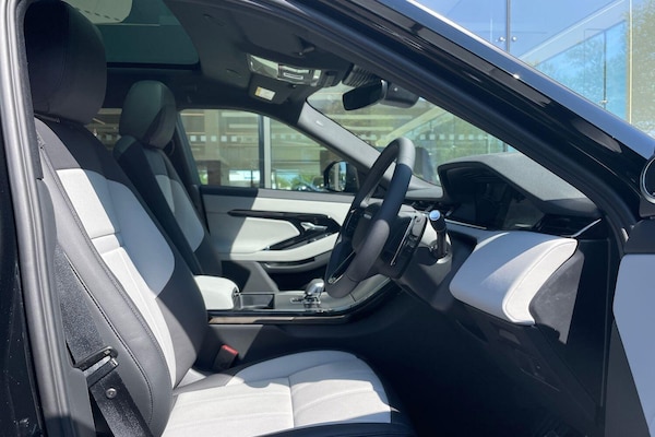 Used Land Rover Range Rover Evoque 2025 for sale - 76214295: Photo 40