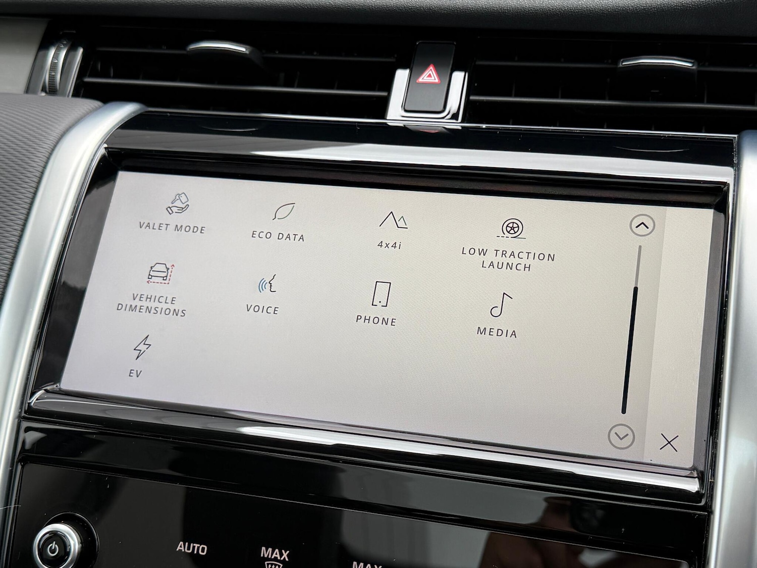 Used Land Rover Discovery Sport 2022 for sale - 76644981: Photo 32