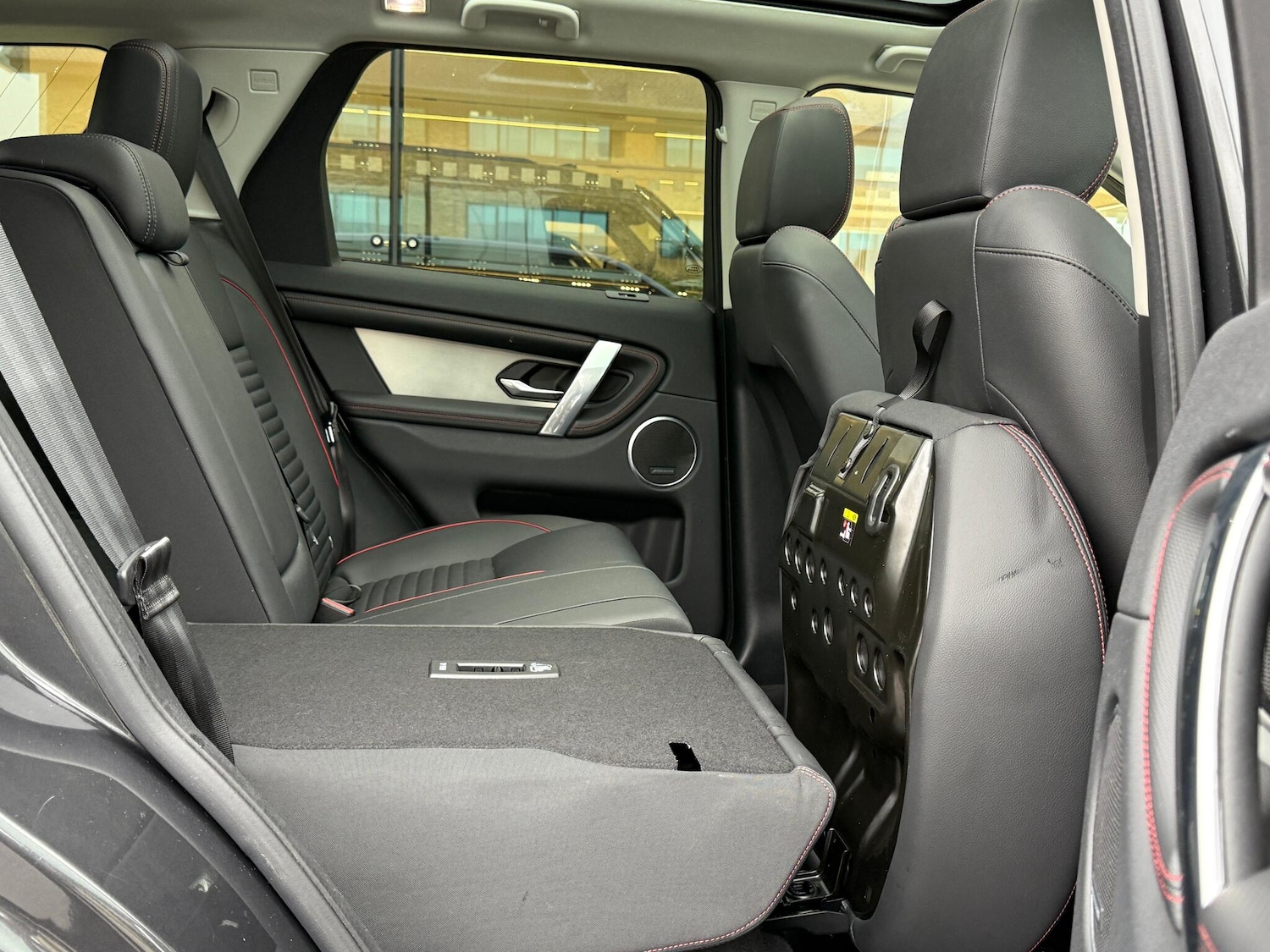 Used Land Rover Discovery Sport 2022 for sale - 76644981: Photo 40