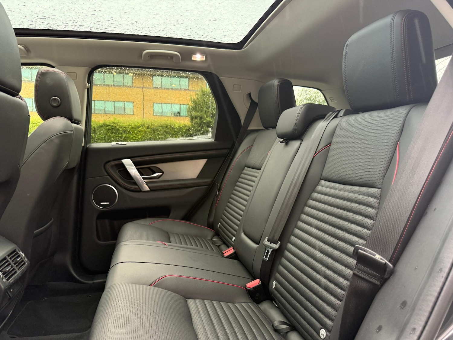 Used Land Rover Discovery Sport 2022 for sale - 76644981: Photo 42