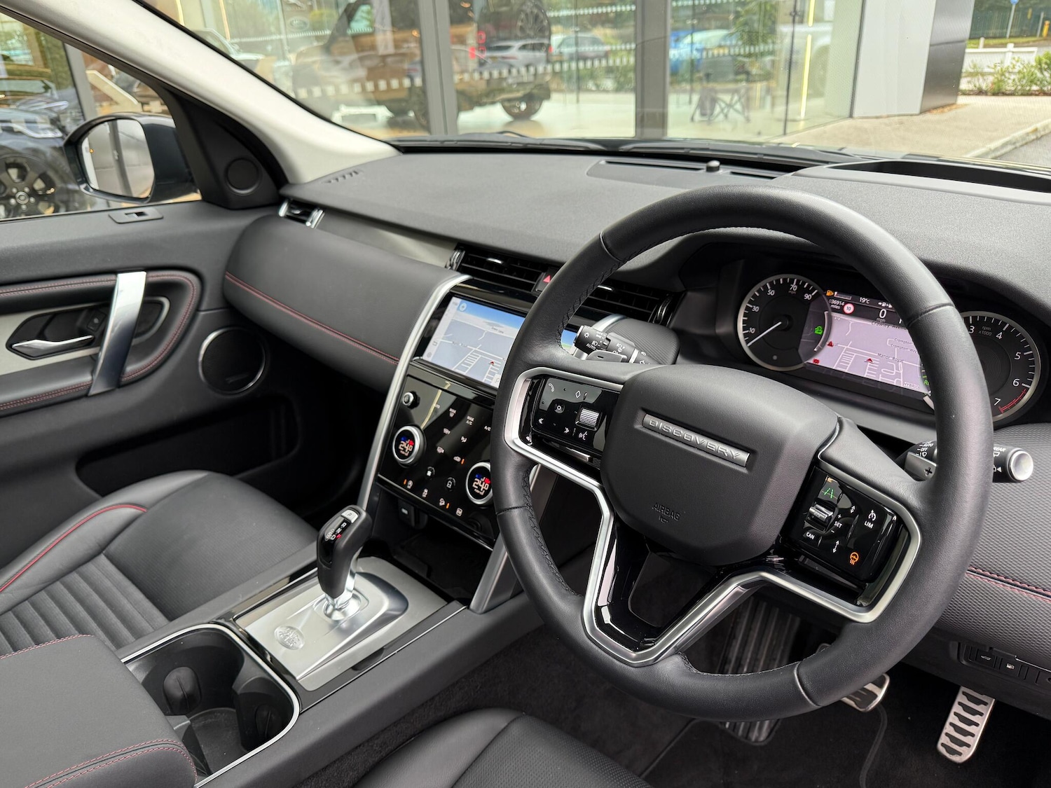 Used Land Rover Discovery Sport 2022 for sale - 76644981: Photo 43