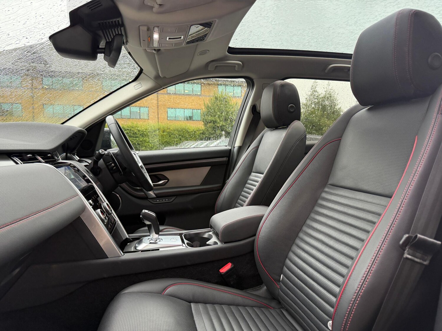 Used Land Rover Discovery Sport 2022 for sale - 76644981: Photo 45