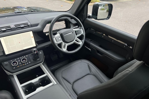 Used Land Rover Defender 90 2024 for sale - 75140410: Photo 22