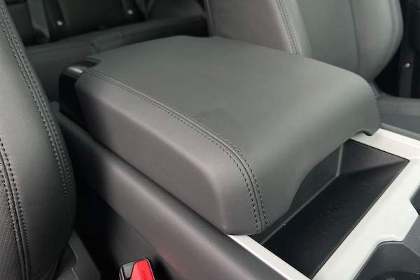Used Land Rover Defender 90 2024 for sale - 75140410: Photo 43