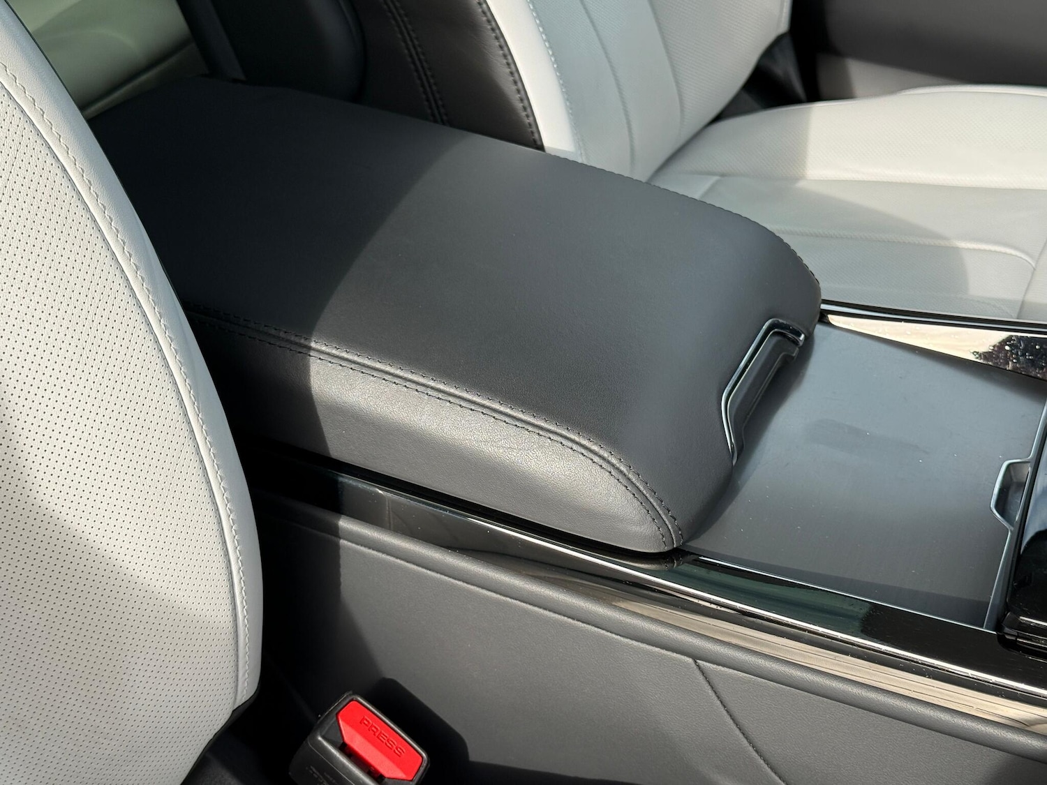 Used Land Rover Range Rover Sport 2023 for sale - 76424610: Photo 39