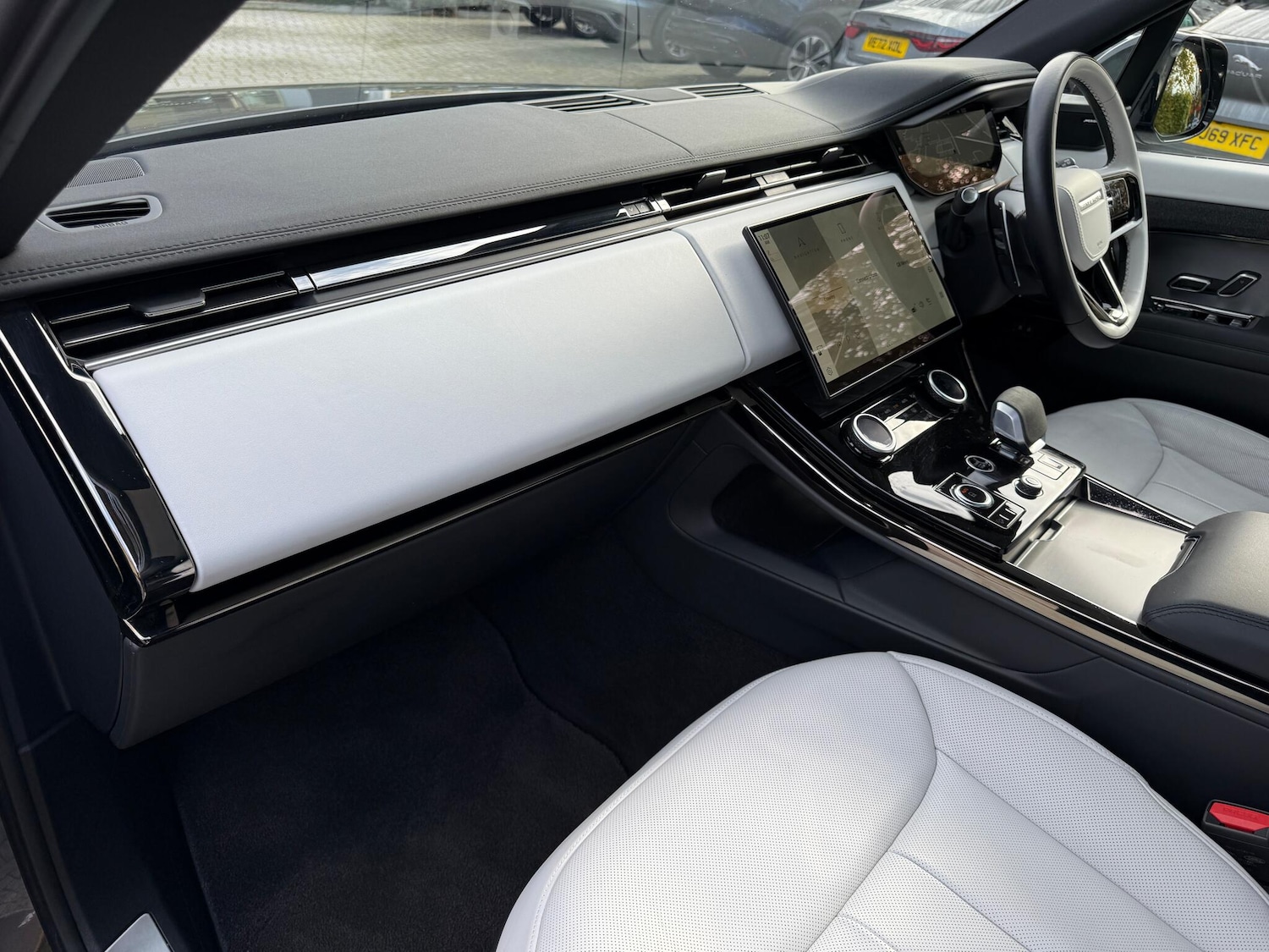 Used Land Rover Range Rover Sport 2023 for sale - 76424610: Photo 40