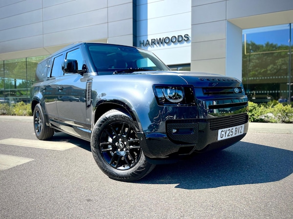 Used Land Rover Defender 130 2025 for sale - 76189674: Photo 9