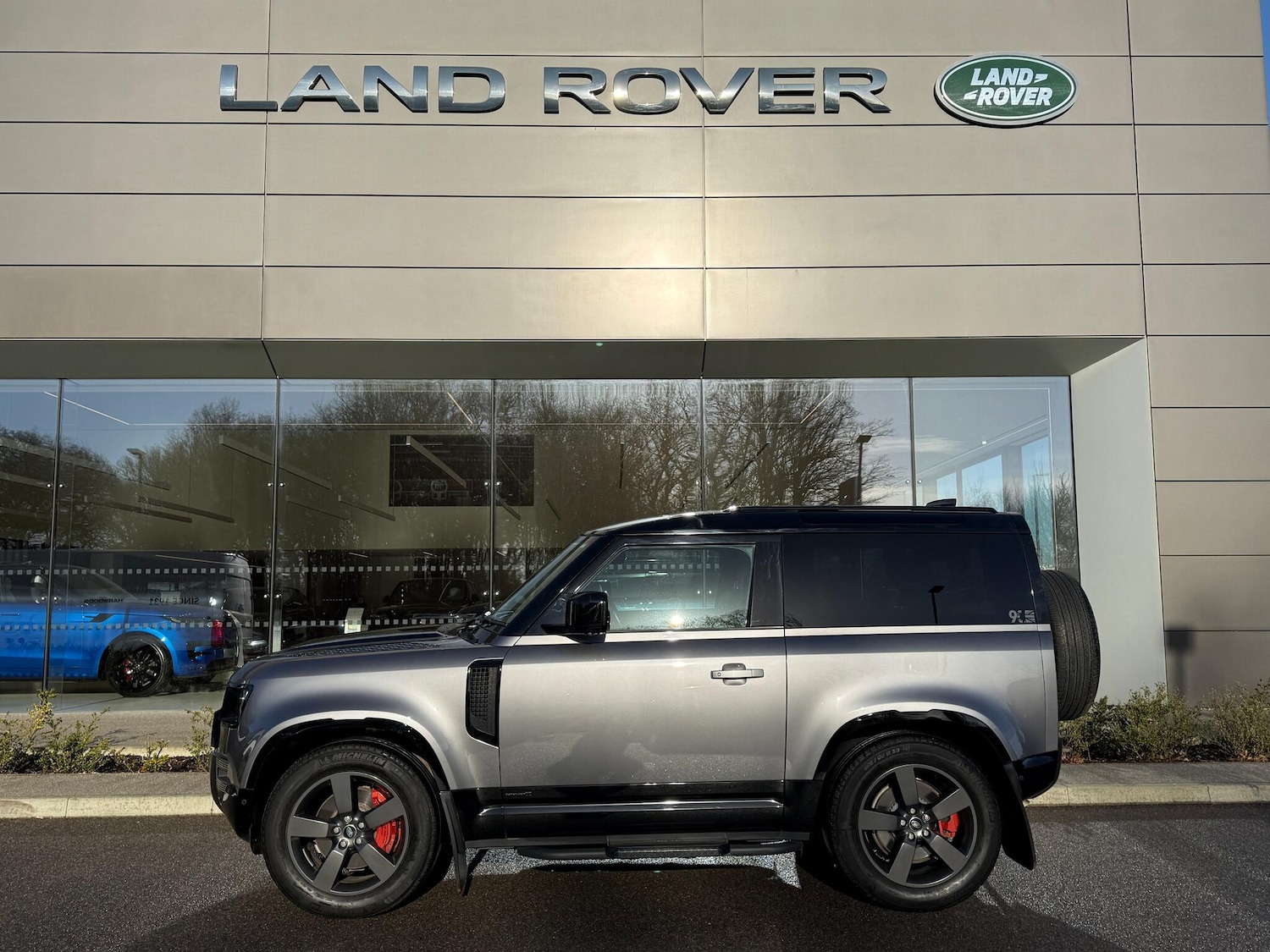 Used Land Rover Defender 2022 for sale - 77130863: Photo 12