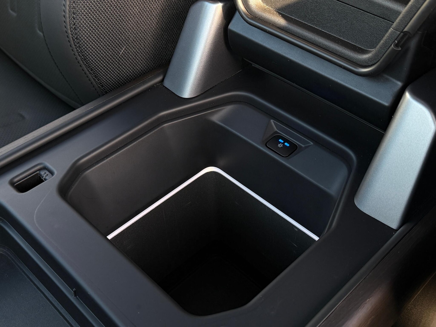 Used Land Rover Defender 2022 for sale - 77130863: Photo 22