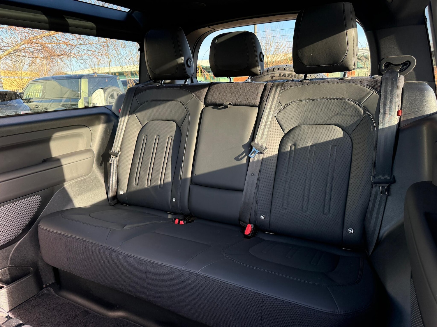 Used Land Rover Defender 2022 for sale - 77130863: Photo 47