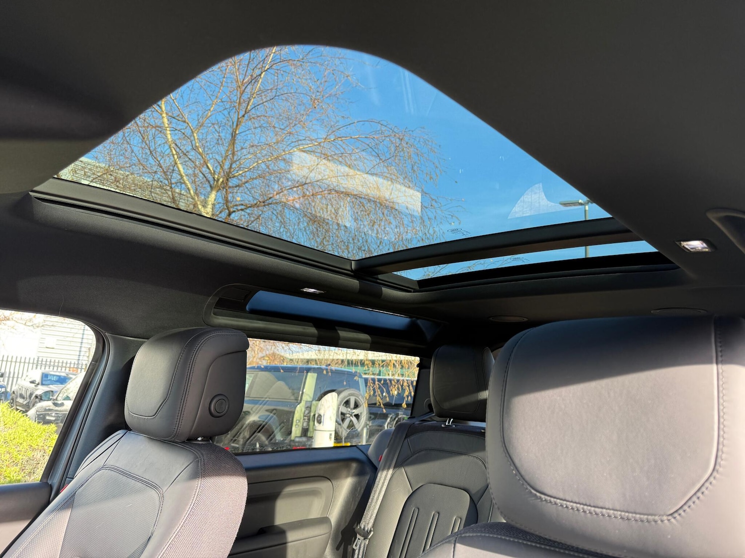 Used Land Rover Defender 2022 for sale - 77130863: Photo 6