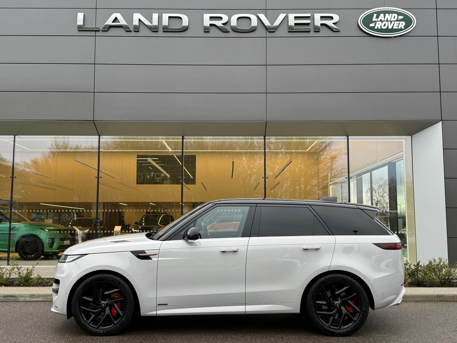 Used Land Rover Range Rover Sport 2025 for sale - 77411224: Photo 11