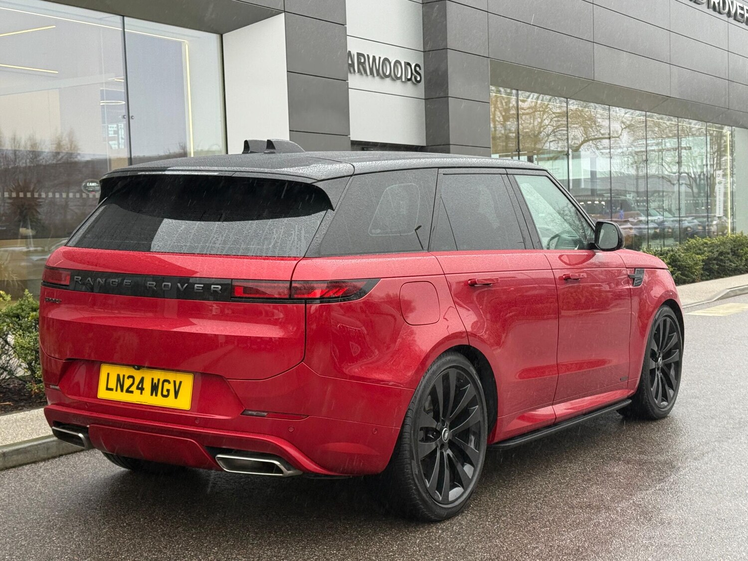 Used Land Rover Range Rover Sport 2024 for sale - 77456309: Photo 10