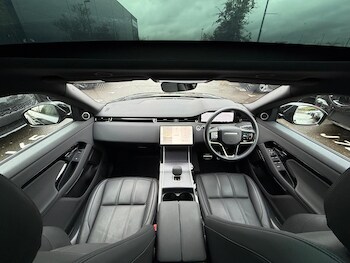 Used Land Rover Range Rover Evoque 2025 for sale - 76633418: Photo