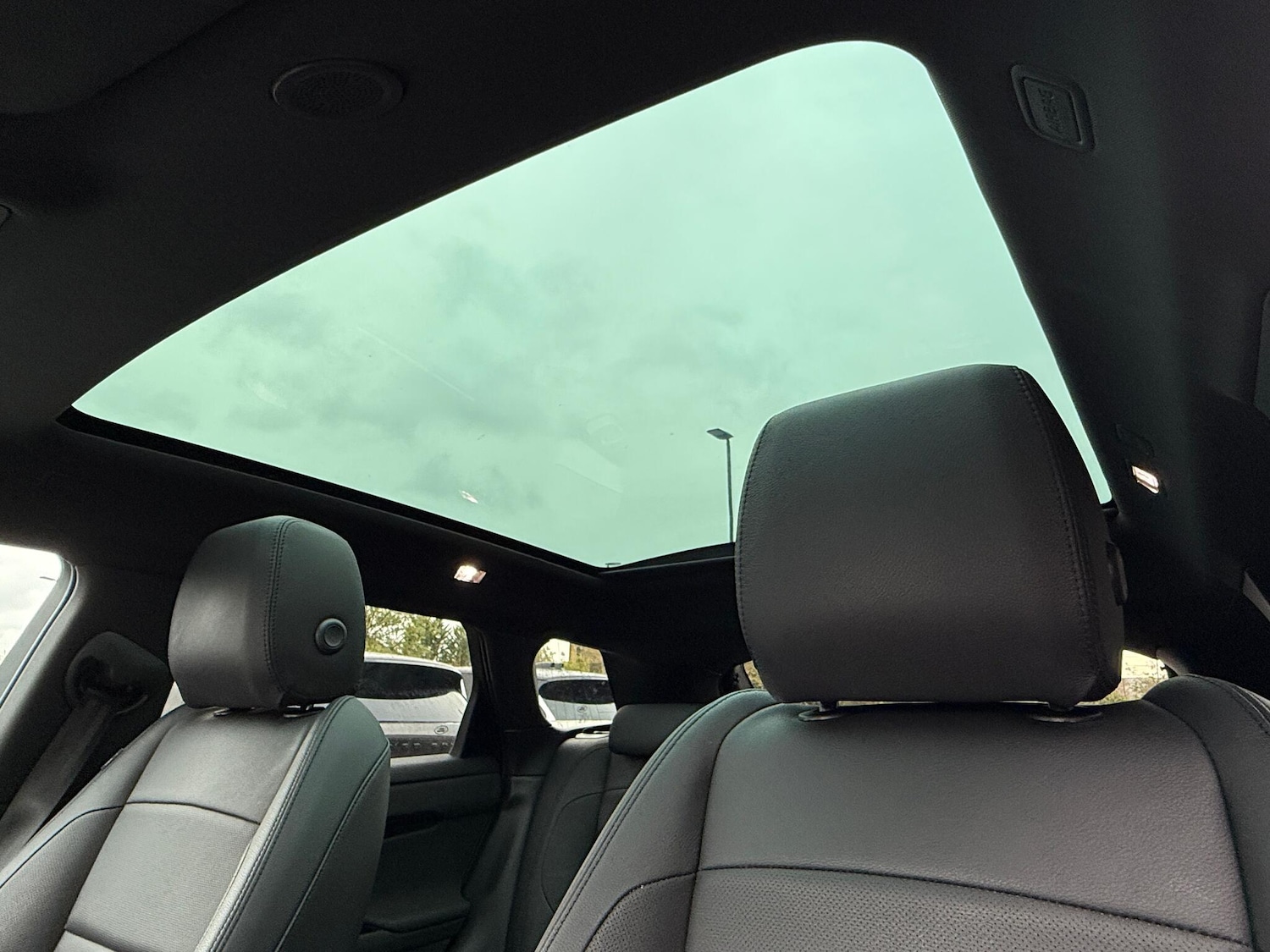 Used Land Rover Range Rover Evoque for sale - 76633418: Photo 4