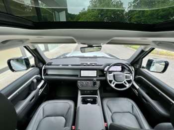 Used Land Rover Defender 2023 for sale - 75141006: Photo