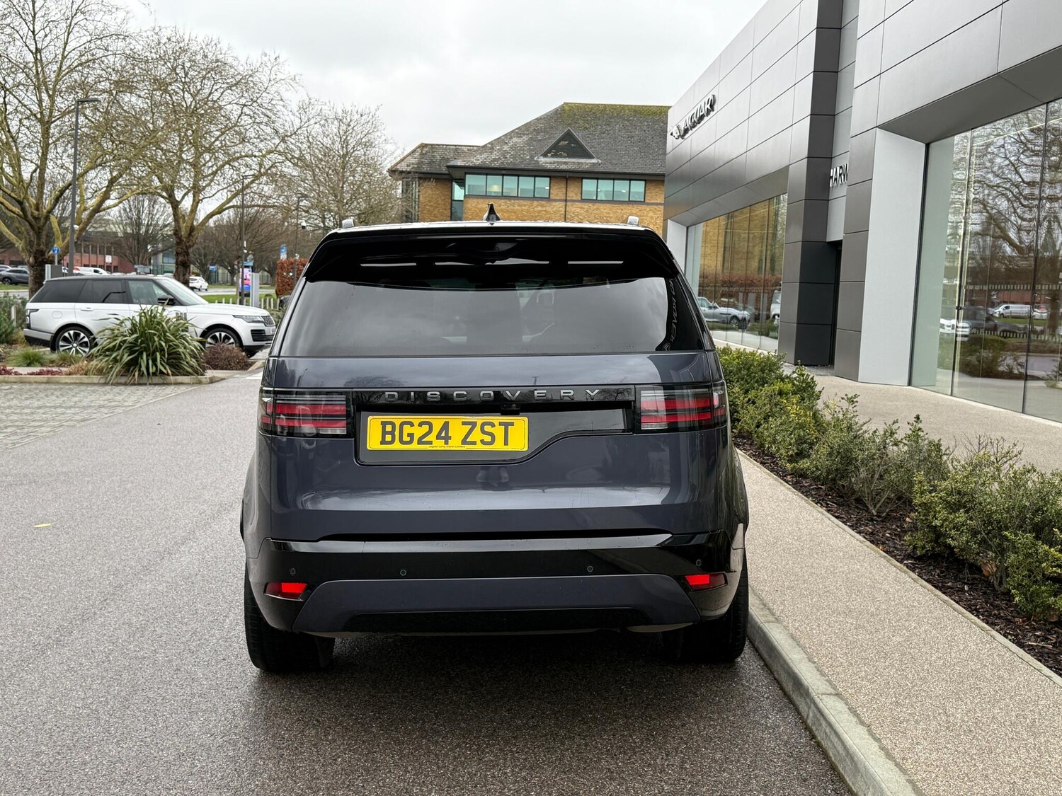 Used Land Rover Discovery 2024 for sale - 77637819: Photo 15