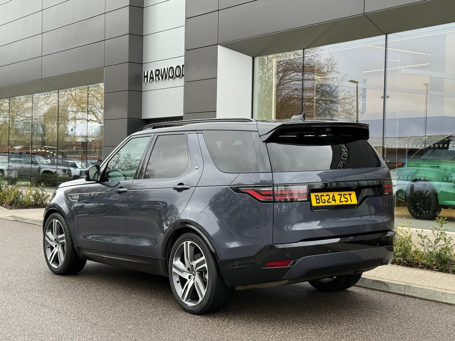 Used Land Rover Discovery 2024 for sale - 77637819: Photo 16