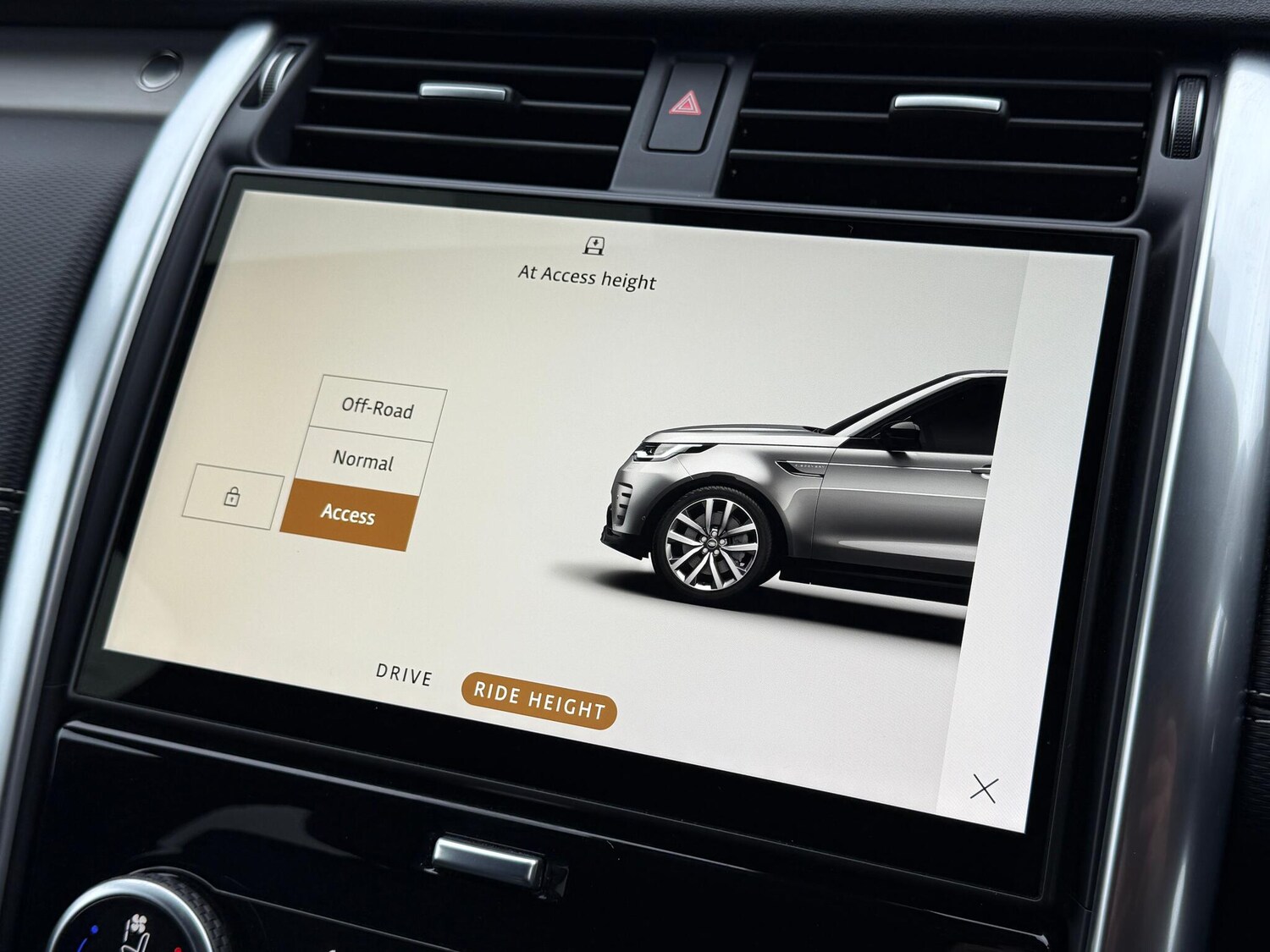 Used Land Rover Discovery 2024 for sale - 77637819: Photo 34