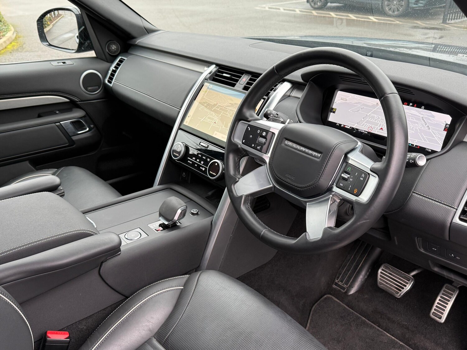 Used Land Rover Discovery 2024 for sale - 77637819: Photo 44