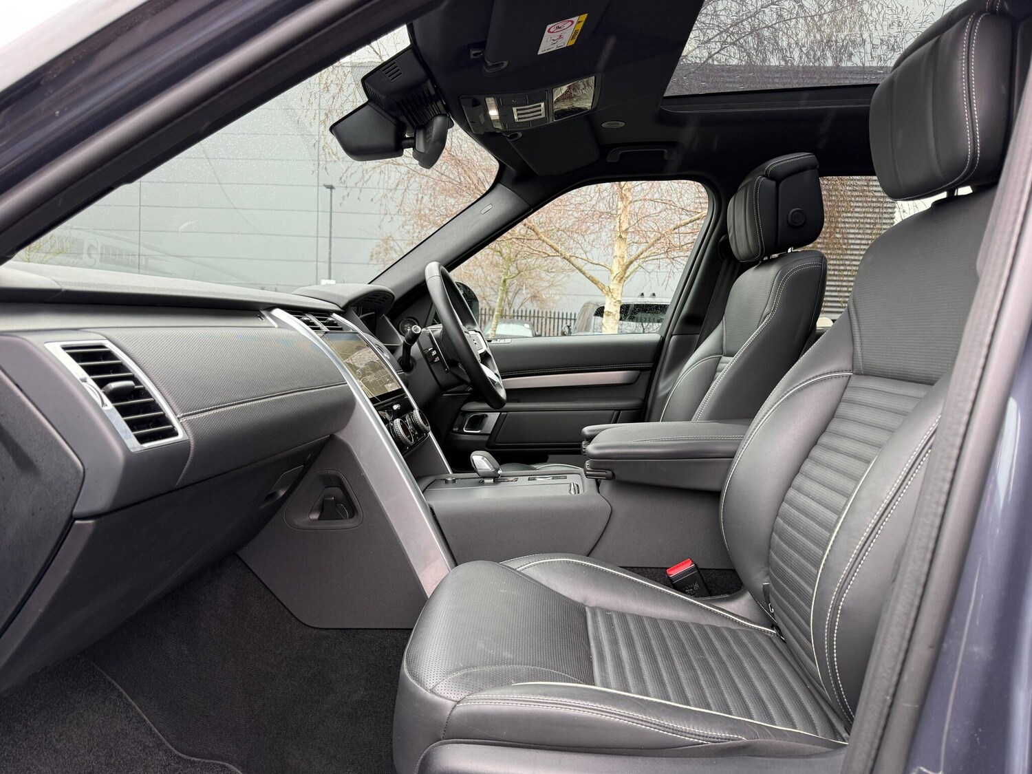 Used Land Rover Discovery 2024 for sale - 77637819: Photo 46