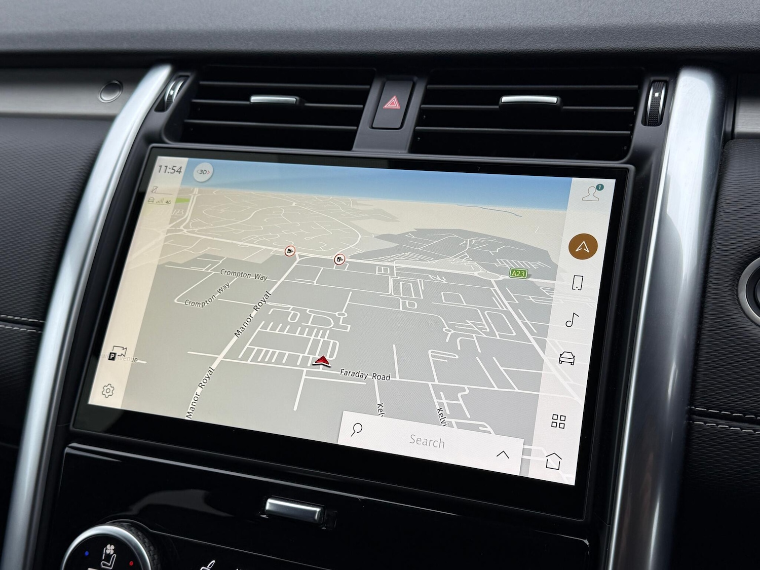 Used Land Rover Discovery 2024 for sale - 77637819: Photo 6