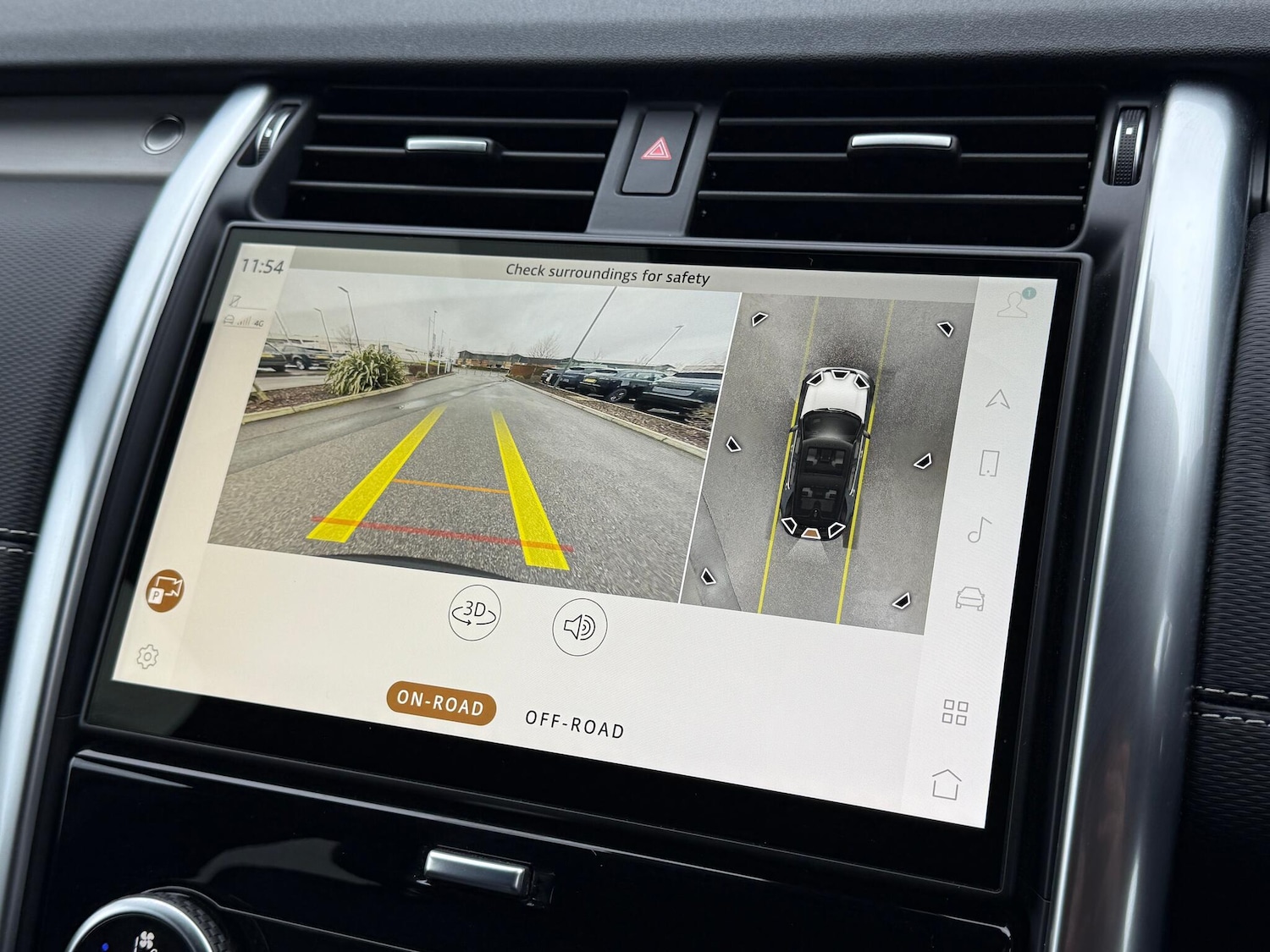 Used Land Rover Discovery 2024 for sale - 77637819: Photo 7