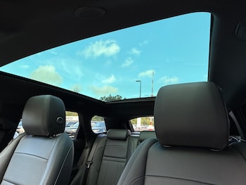 Used Land Rover Range Rover Evoque 2024 for sale - 76370489: Photo