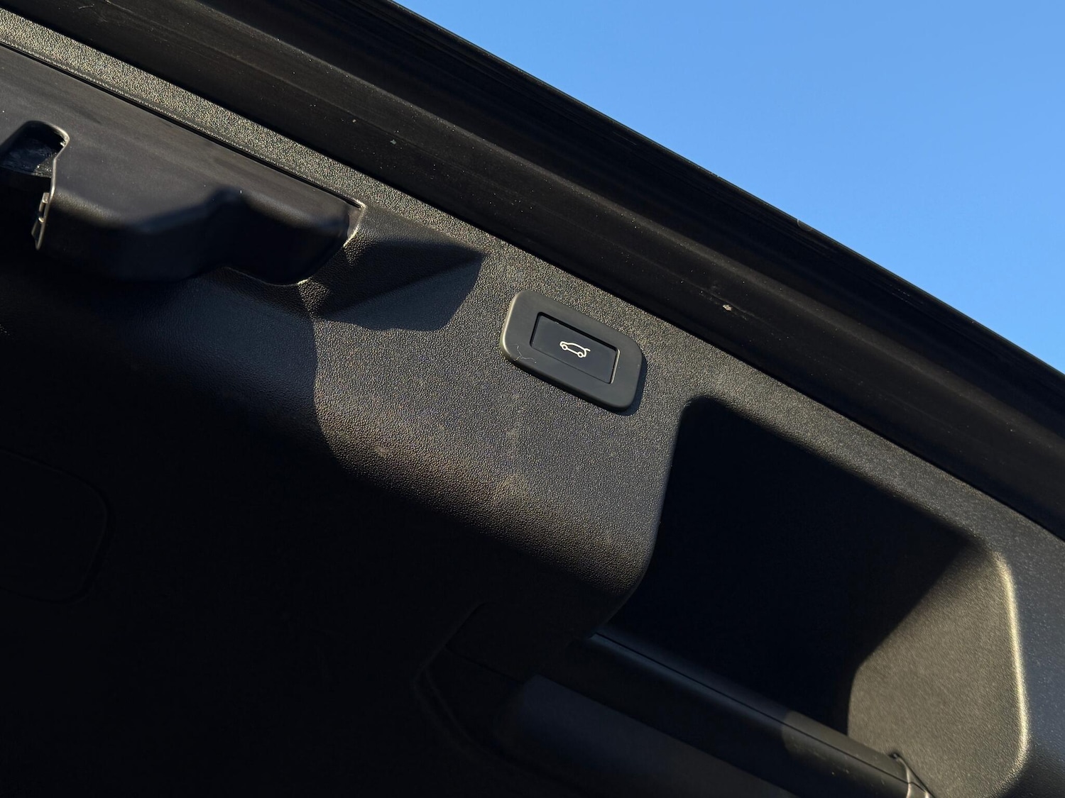 Used Land Rover Discovery Sport 2022 for sale - 77130800: Photo 26