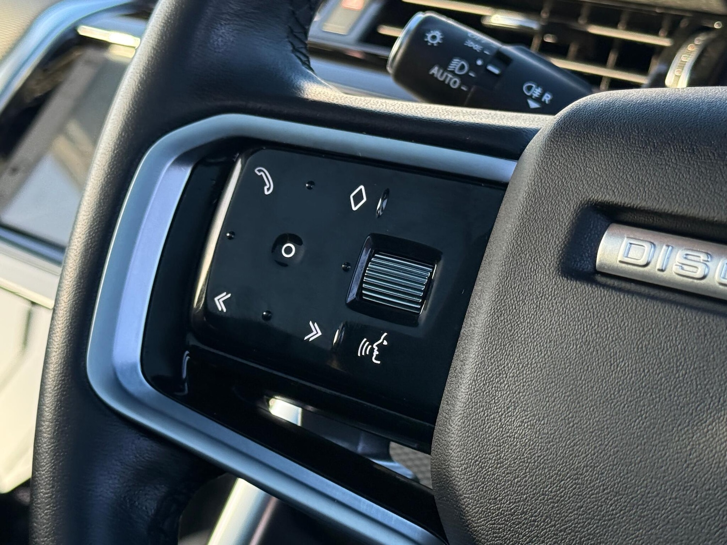 Used Land Rover Discovery Sport 2022 for sale - 77130800: Photo 44