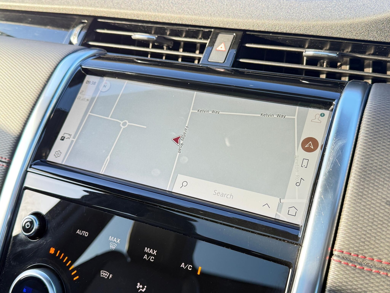 Used Land Rover Discovery Sport 2022 for sale - 77130800: Photo 5