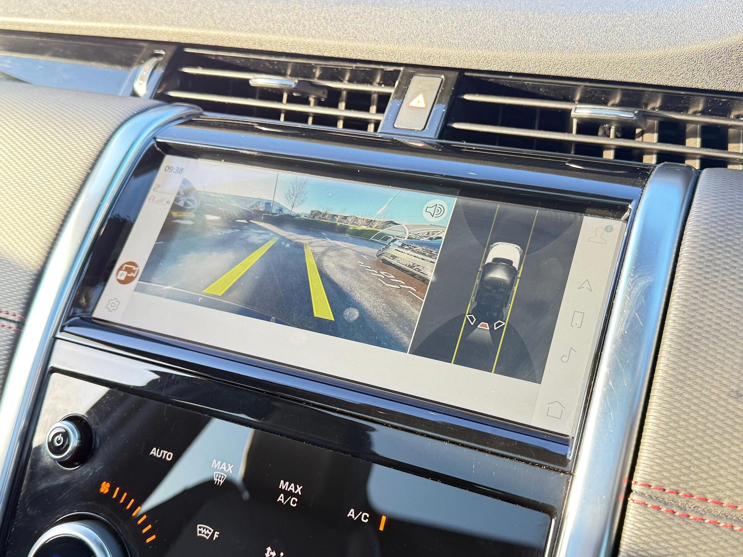 Used Land Rover Discovery Sport 2022 for sale - 77130800: Photo 6