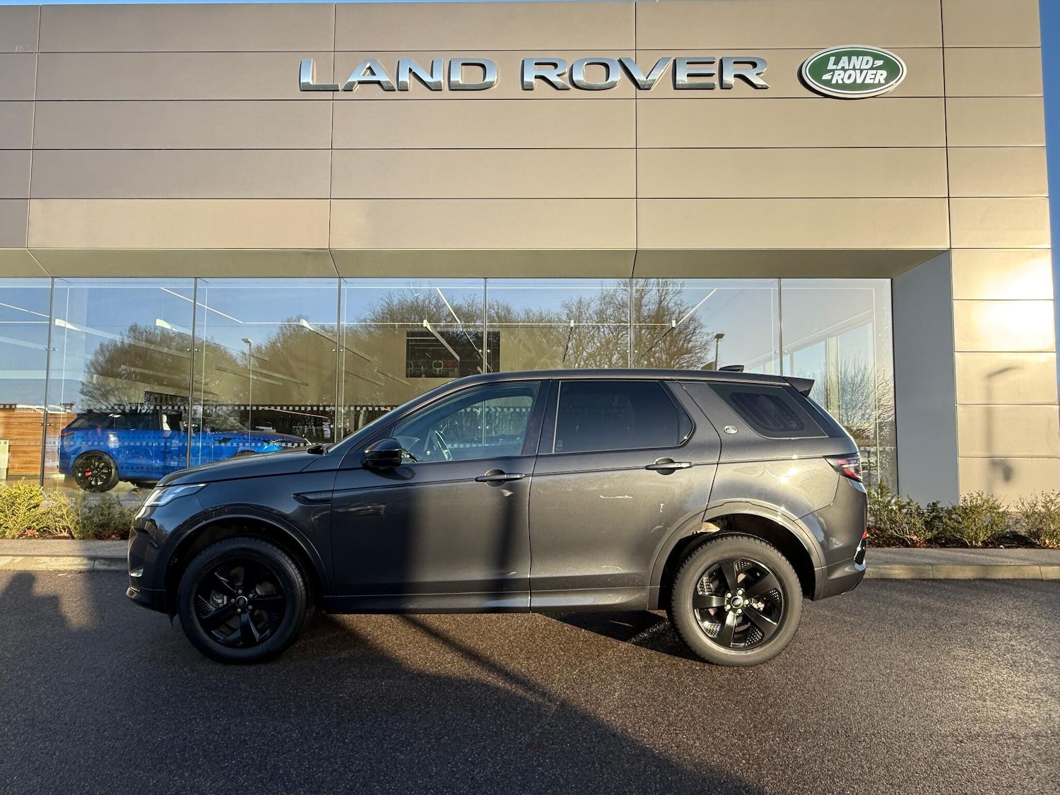 Used Land Rover Discovery Sport 2022 for sale - 77130800: Photo 8