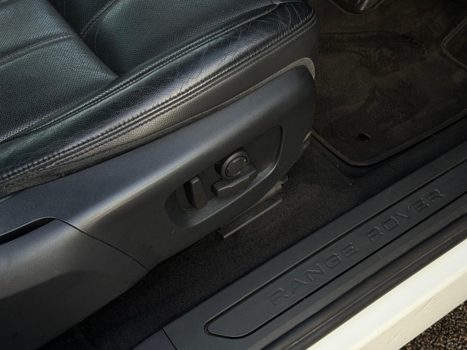 Used Land Rover Range Rover Evoque for sale - 77229811: Photo 32