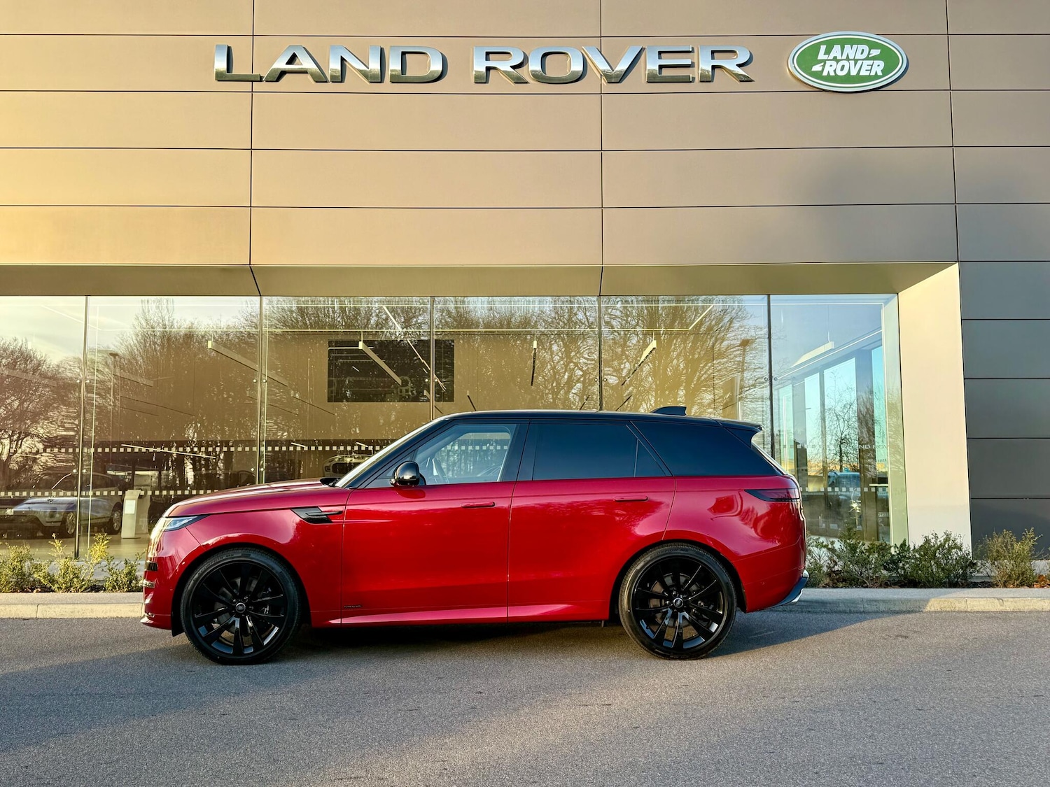 Used Land Rover Range Rover Sport 2025 for sale - 77073854: Photo 11