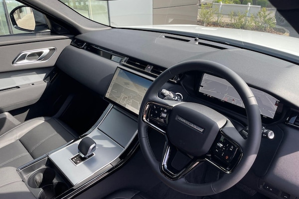 Used Land Rover Range Rover Velar 2025 for sale - 76227445: Photo 34