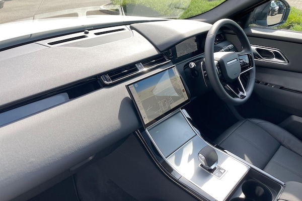 Used Land Rover Range Rover Velar 2025 for sale - 76227445: Photo 35