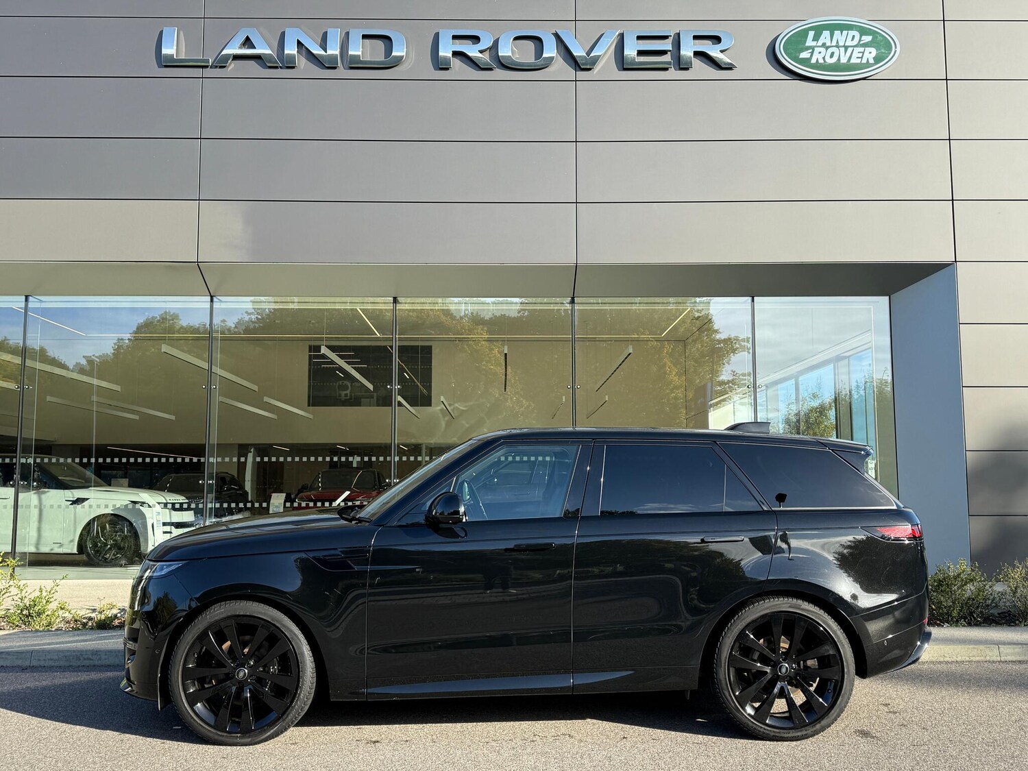 Used Land Rover Range Rover Sport 2023 for sale - 76189120: Photo 10