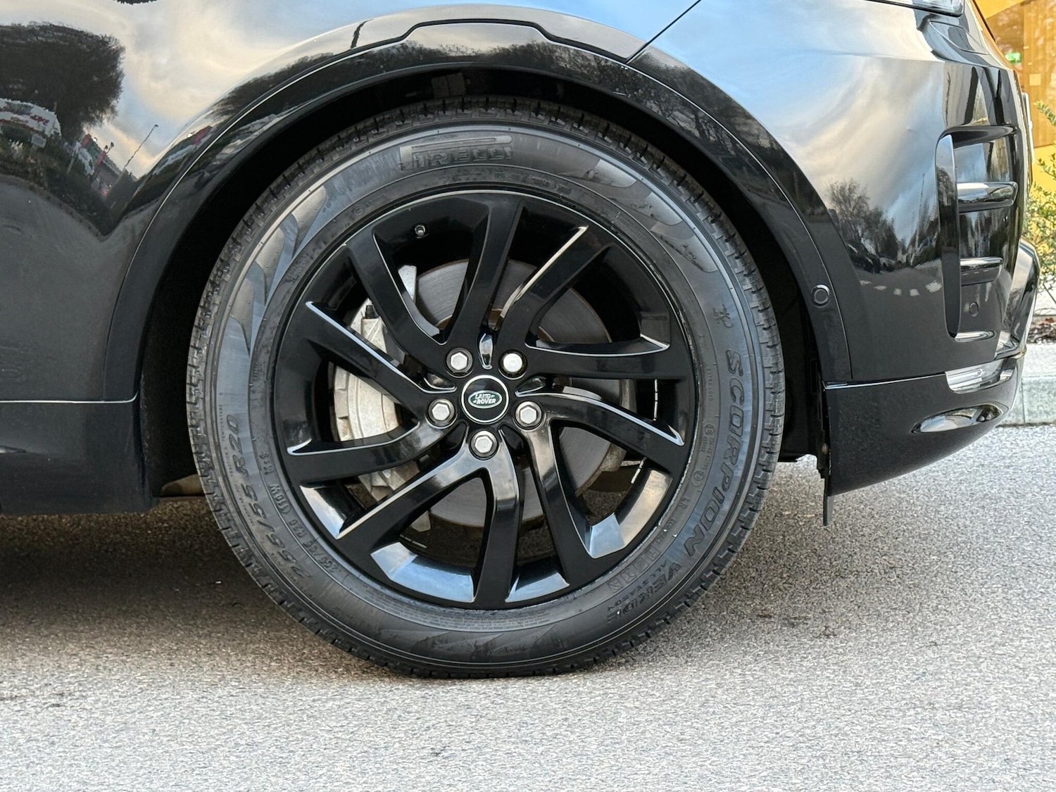 Used Land Rover Discovery 2020 for sale - 77376649: Photo 21