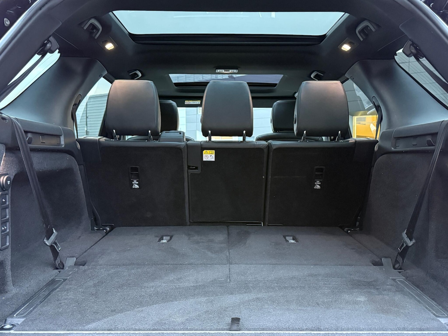 Used Land Rover Discovery 2020 for sale - 77376649: Photo 32