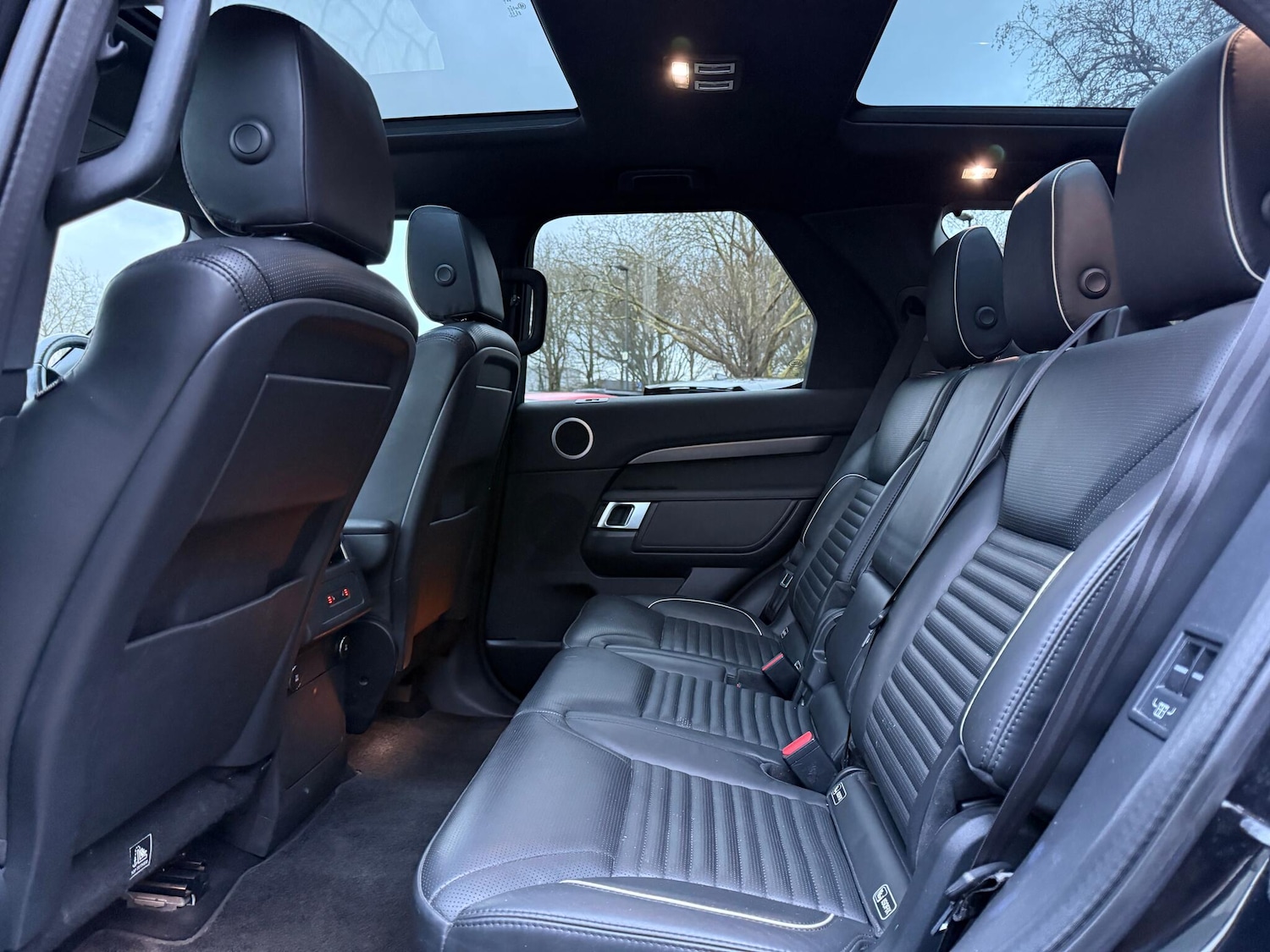 Used Land Rover Discovery 2020 for sale - 77376649: Photo 38