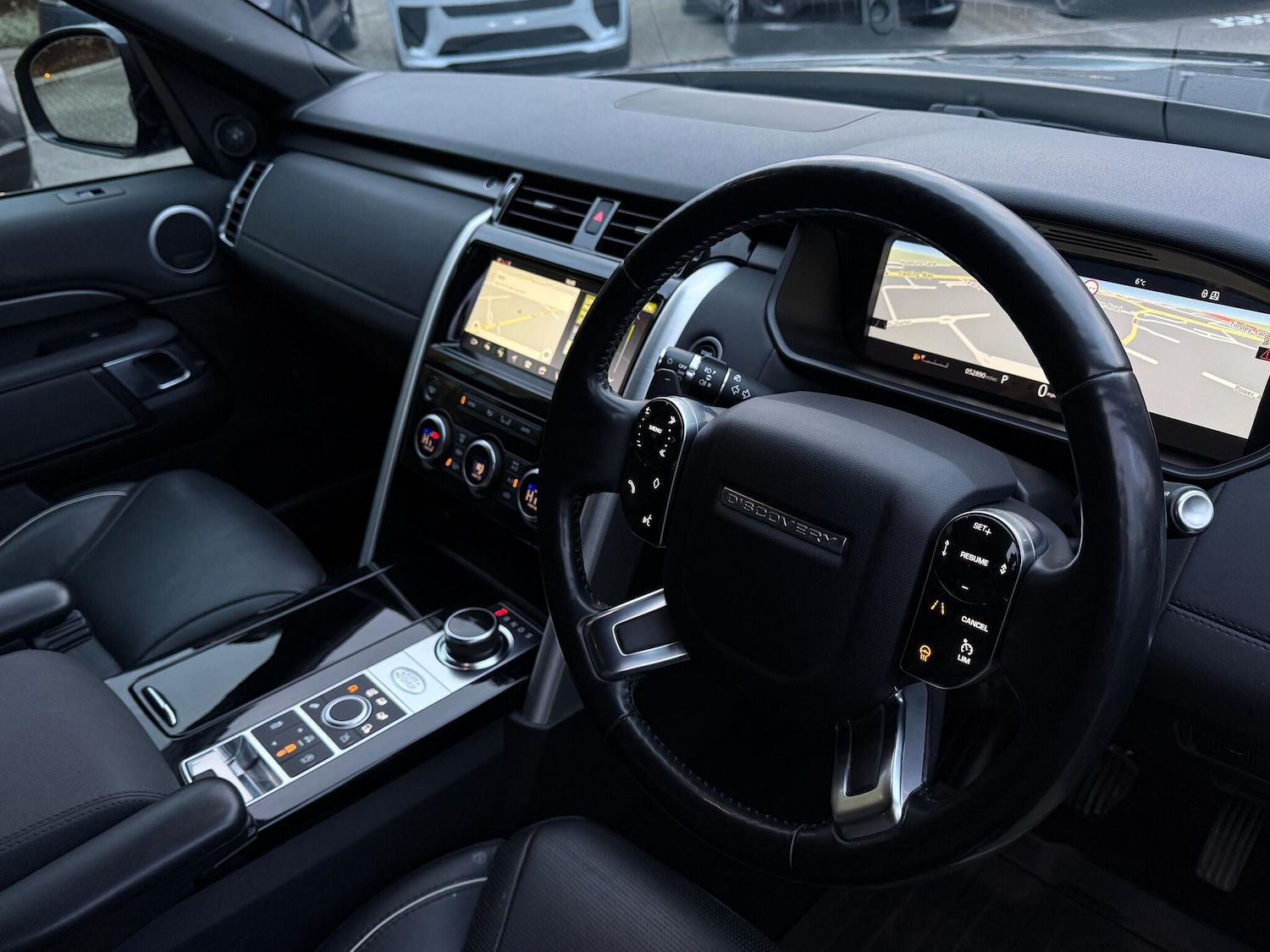 Used Land Rover Discovery 2020 for sale - 77376649: Photo 40