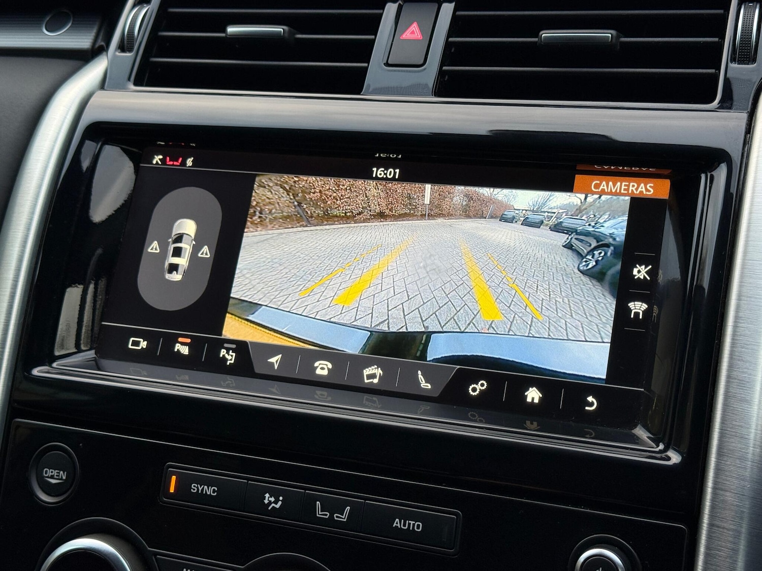 Used Land Rover Discovery 2020 for sale - 77376649: Photo 7