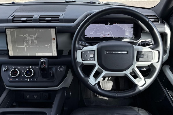 Used Land Rover Defender 90 2023 for sale - 75414767: Photo 35