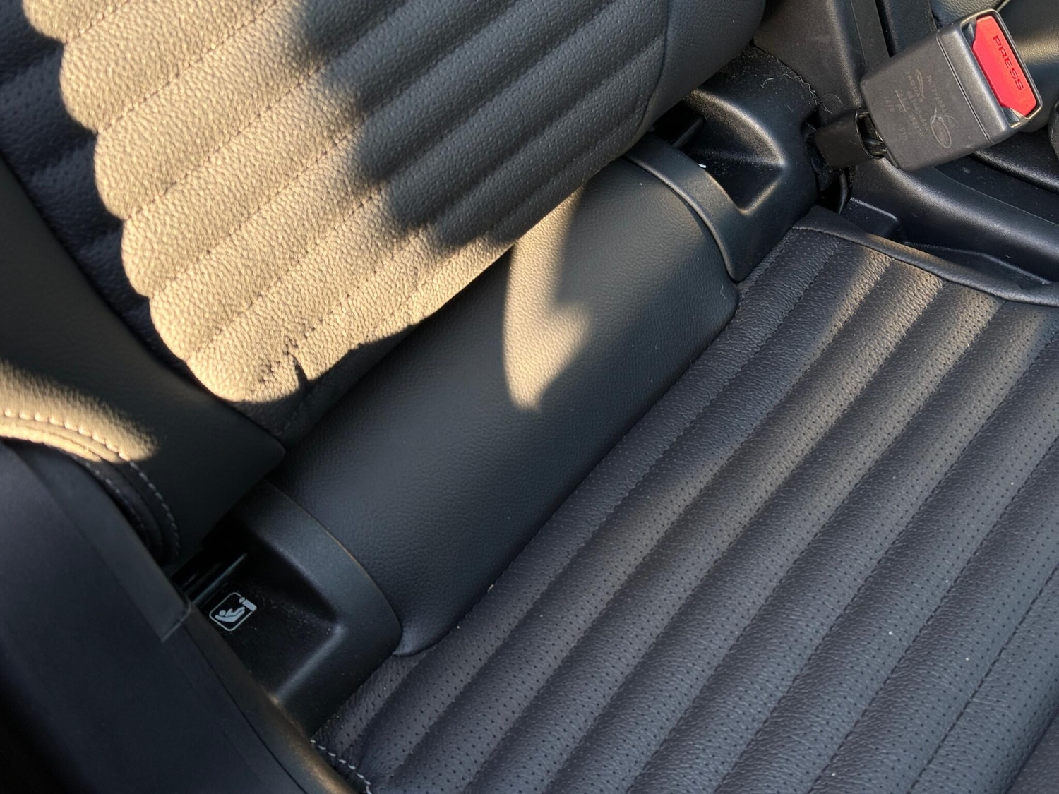 Used Land Rover Discovery Sport 2025 for sale - 76913937: Photo 36